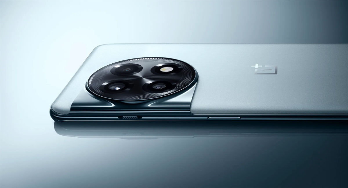 OnePlus 12 : धांसू फीचर्स के साथ कल लॉन्च होगा OnePlus 12 स्मार्टफोन, जानें क्या होगा खास
