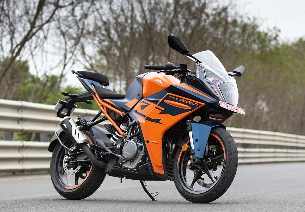 NEW KTM DUKE 390 : मार्केट में तूफान लाएंगी KTM की New शानदार बाइक, फीचर्स के साथ जानें कीमत