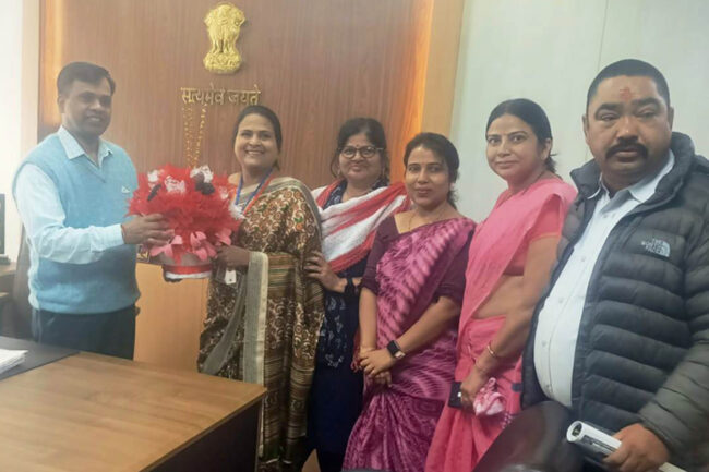 Betul Today News : कलेक्टर को ब्युरो के कार्यो से कराया अवगत