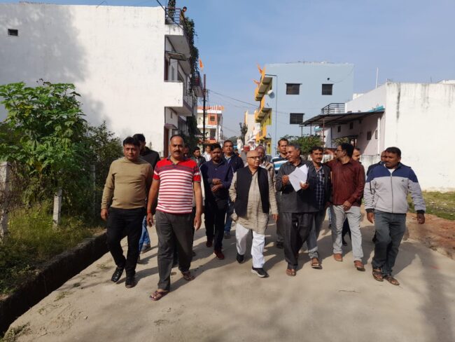 Betul Today News : विधायक ने चेक किया कचरा वाहन, आईसी मेम्बर के नही मिलने पर जताई नाराजगी