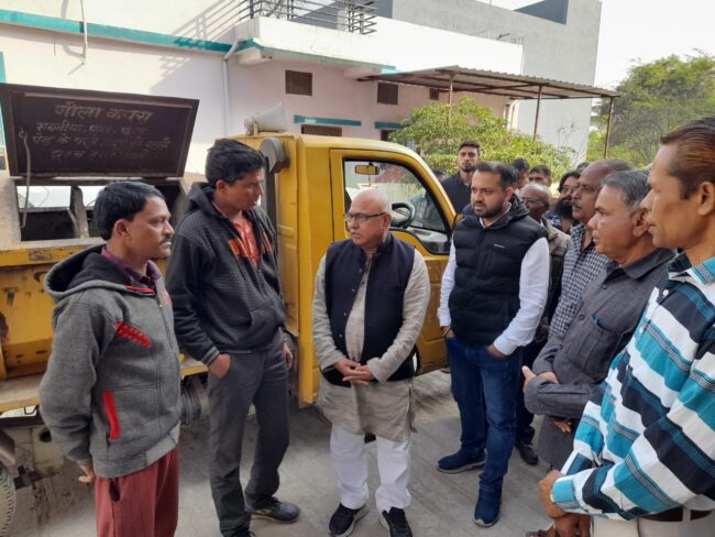 Betul Today News : विधायक ने चेक किया कचरा वाहन, आईसी मेम्बर के नही मिलने पर जताई नाराजगी