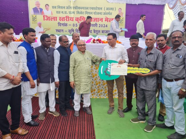 Betul Today News : मिलेट्स की खेती में बैतूल का नाम देश दुनिया में स्थापति हो- हेमन्त खण्डेलवाल