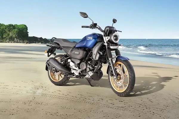 Yamaha FZ-X Chrome : Yamaha ने लॉन्च किया FZ X Chrome कलर वेरिएंट, जानिए इसके धांसू फीचर और कीमत