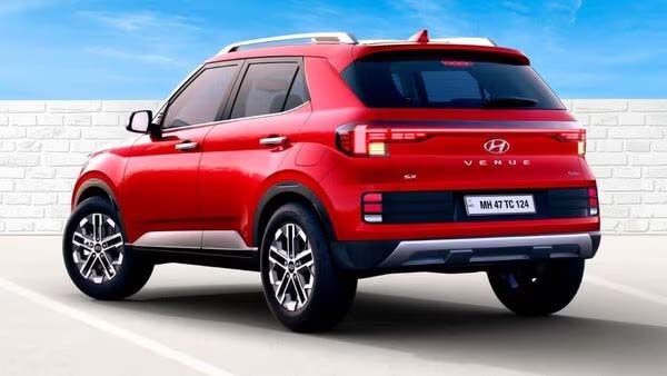 Hyundai Venue : Hyundai VENUE का नया वेरिएंट लॉन्‍च, सेफ्टी फीचर्स के साथ मिलेंगे पावरफुल इंजन, इतनी है कीमत 