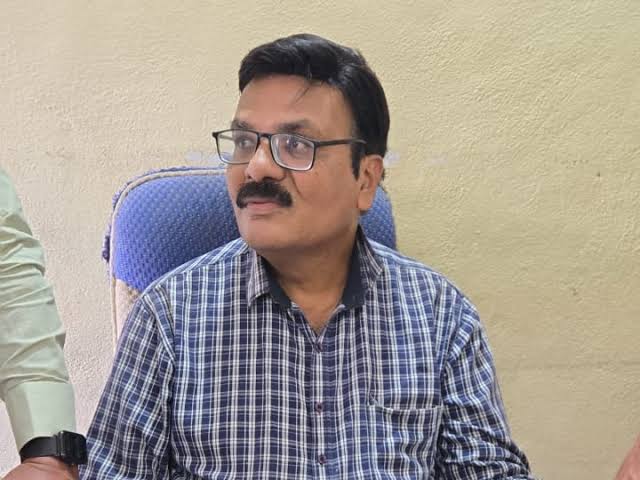 Dhar Crime News: 40 हजार रुपये लेते हुए रंगे हाथ गिरफ्तार