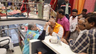 Betul BJP News : हेमंत ने गंज मार्केट में जनसंपर्क कर व्यापारियो से मांगा आशीर्वाद