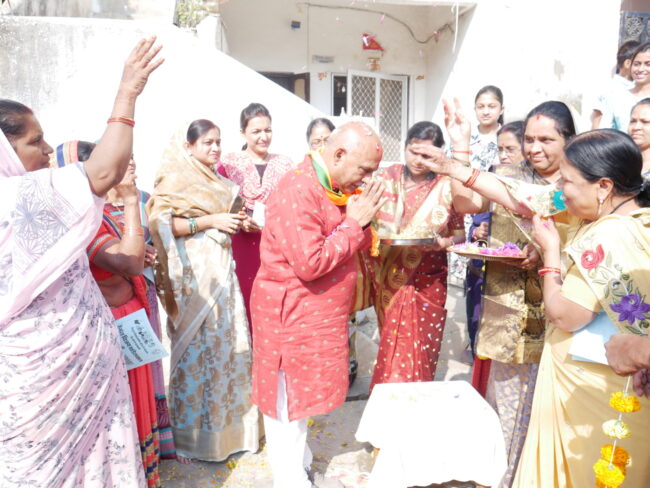 Betul BJP News : हेमंत के स्वागत में बैतूल नगर में भी घर-घर उकेरी जा रही कमल की रंगोली