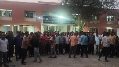 Betul News : मतदान खत्म होते ही सैंकड़ों होमगार्ड परेशान: बुखार से पीड़ित जवानों ने सुनाई अपनी व्यथा, न भोजन मिल रहा न ड्यूटी के दौरान मिलने वाली सुविधा