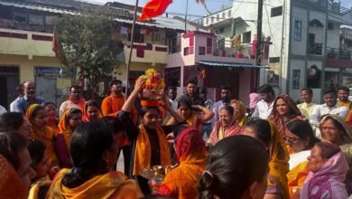 Betul Samachar : बैतूल में निकली अयोध्या से आए अक्षत कलश की यात्रा: जगह-जगह हुआ स्वागत, पीले चावल देकर घर घर दिया जाएगा आमंत्रण