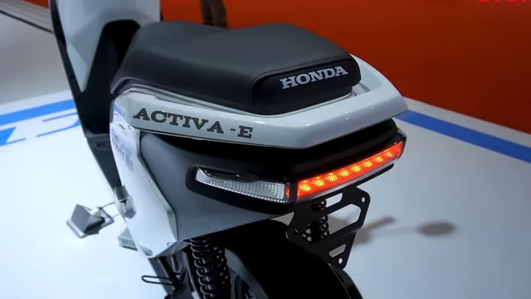 मार्केट में तहलका मचाने आ रही Honda Activa Electric Scooter, 280KM की रेंज के साथ, जाने पूरी डिटेल्‍स....