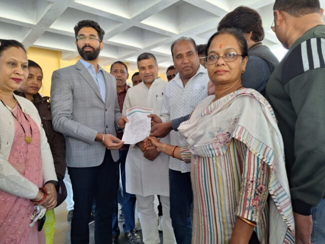 Betul Samachar : 146 सांसदों का निलंबन, कांग्रेस का विरोध प्रदर्शन