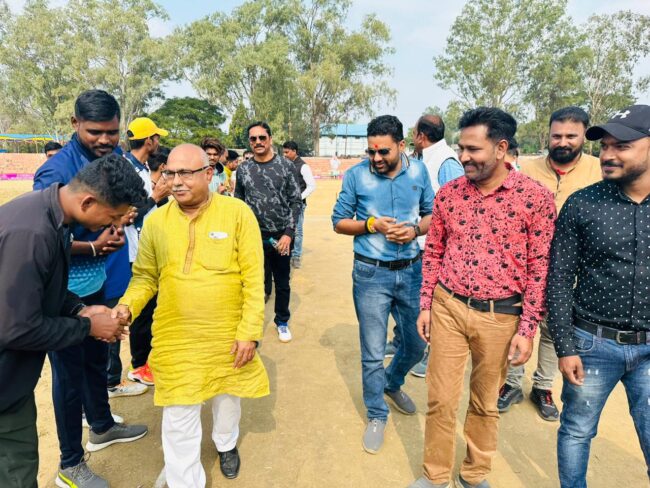 Betul Samachar : ताज क्लब और पुलिस लीजेंड्स ने जीता मैच 