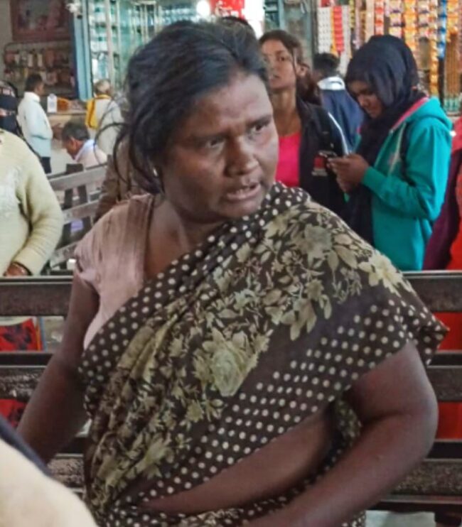 Betul Today News : हेल्प केयर टीम ने मानसिक विक्षिप्त महिला को पहुंचाया अपना आश्रम 