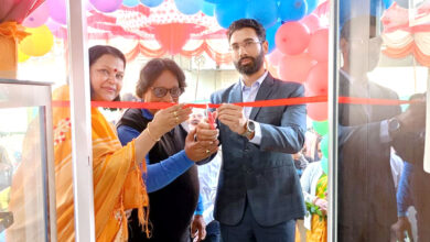 Betul Today News : रेन्बो चाकलेट शॉप का कलेक्टर ने किया शुभारंभ