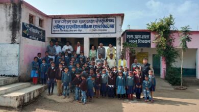 Betul Today News : खंडेलवाल परिवार ने चिचढाना में 92 स्कूली बच्चों को वितरित की स्वेटर