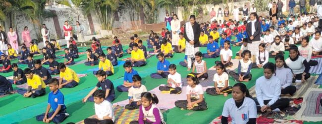 Betul Today News : अग्रसेन महाराज योग केन्द्र के 250 से अधिक विद्यार्थियों ने किया सामूहिक सूर्य नमस्कार