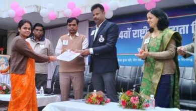 Betul Today News : "वोट जैसा कुछ नहीं वोट जरूर करेंगे हम" विशिष्ट थीम के साथ हुआ मतदाता दिवस का शुभारंभ