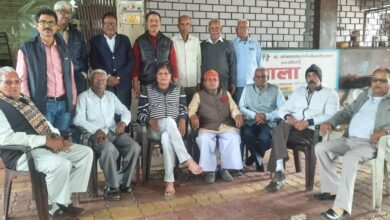 Betul Today News : भोजशाला में मनाया सेवानिवृत्त पटवारी का जन्मदिवस