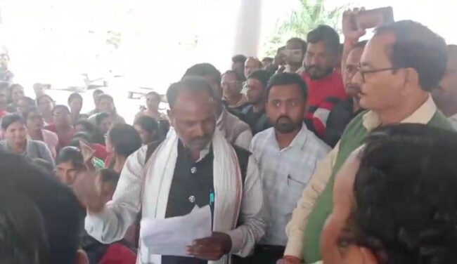 Betul Samachar : 6 माह से नहीं मिला मानदेय, शीघ्र दिया जाए