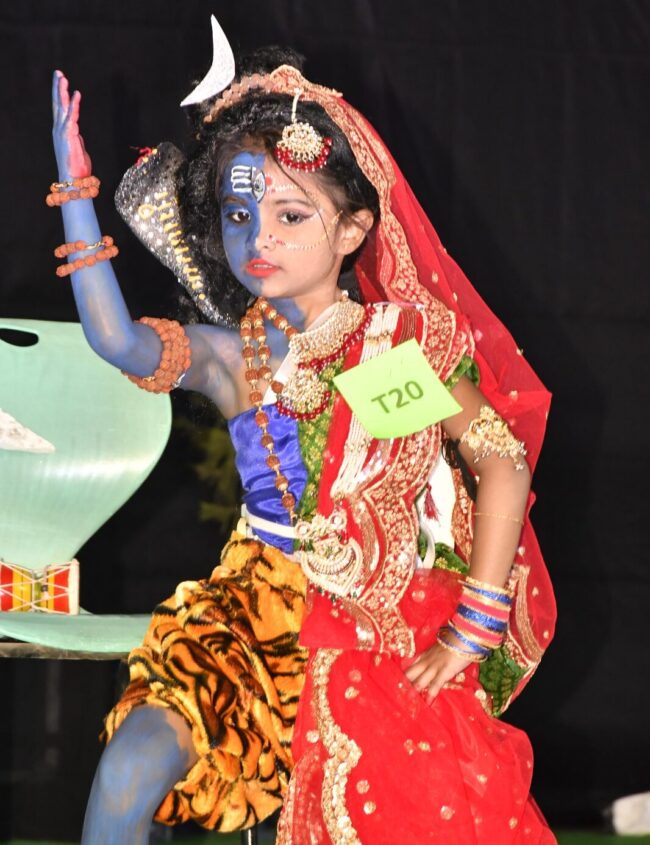 Betul Today News : किड्स के साथ मदर्स को प्लेटफार्म देने आरडी किड्स में क्रेजी मेनिया आयोजित