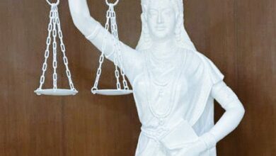 New Justice Statue: पुरानी मूर्ति से हटाए गए प्रतीक